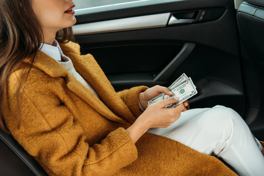 Top 7 Tips to Choose the Right London Airport Transfer Service